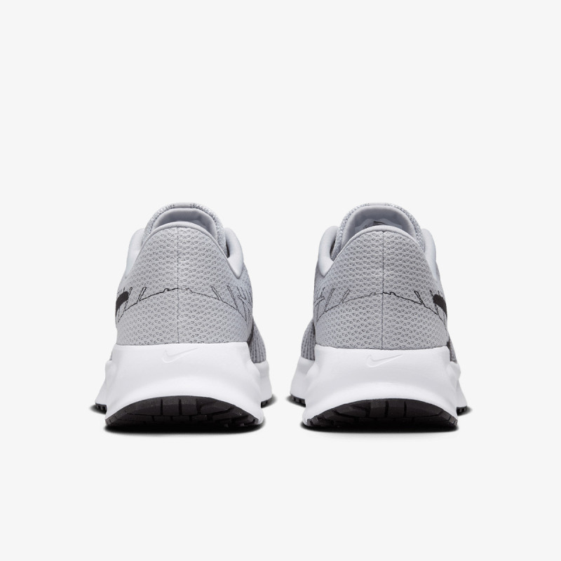 Nike Run Defy 
