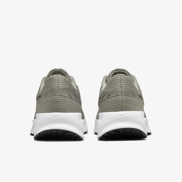 Nike Run Defy 