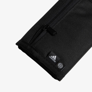 adidas Essentials 