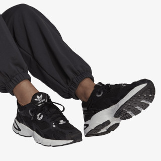 adidas SWEATPANTS 