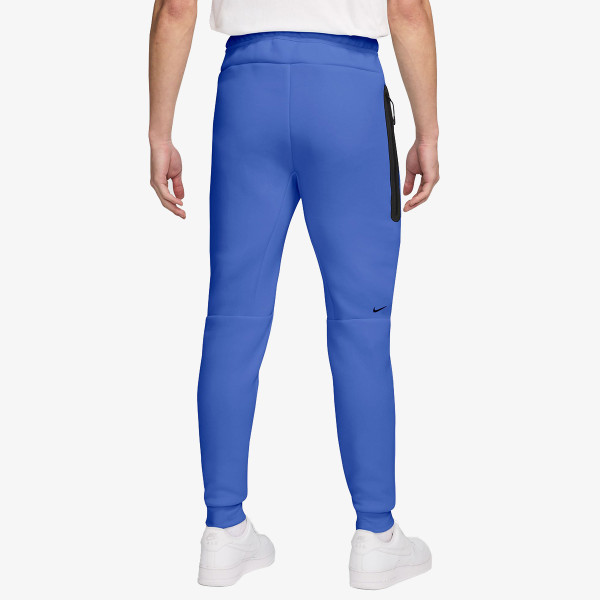 Nike Tech 
