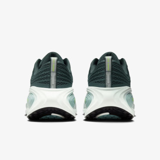 Nike Vomero Plus 