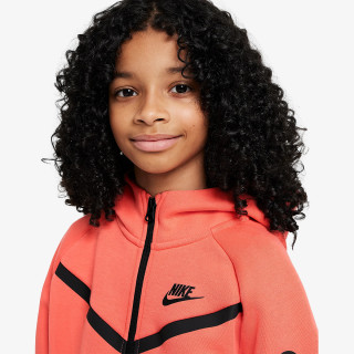 Nike Sportswear 