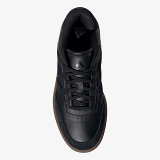 adidas Courtblock 