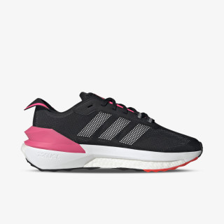 adidas AVRYN 