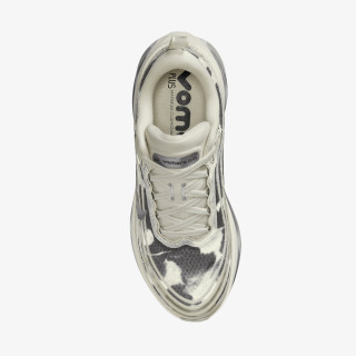 Nike Vomero Plus SE 