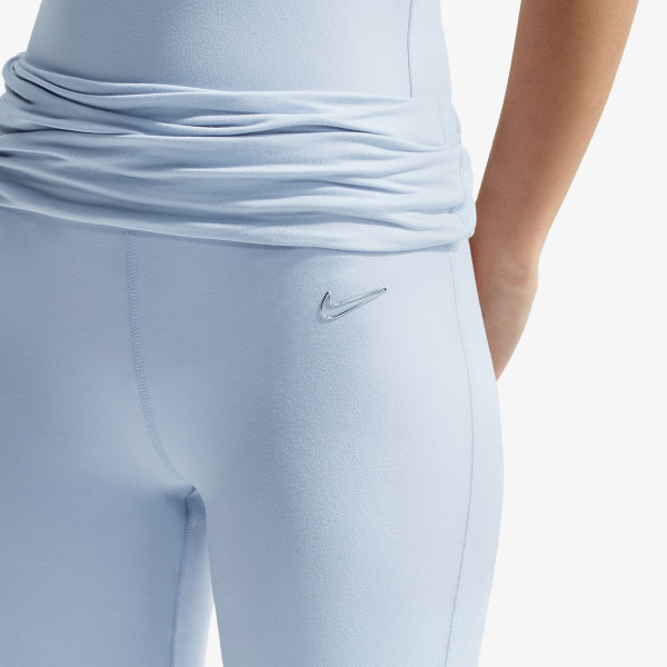Nike Flared 