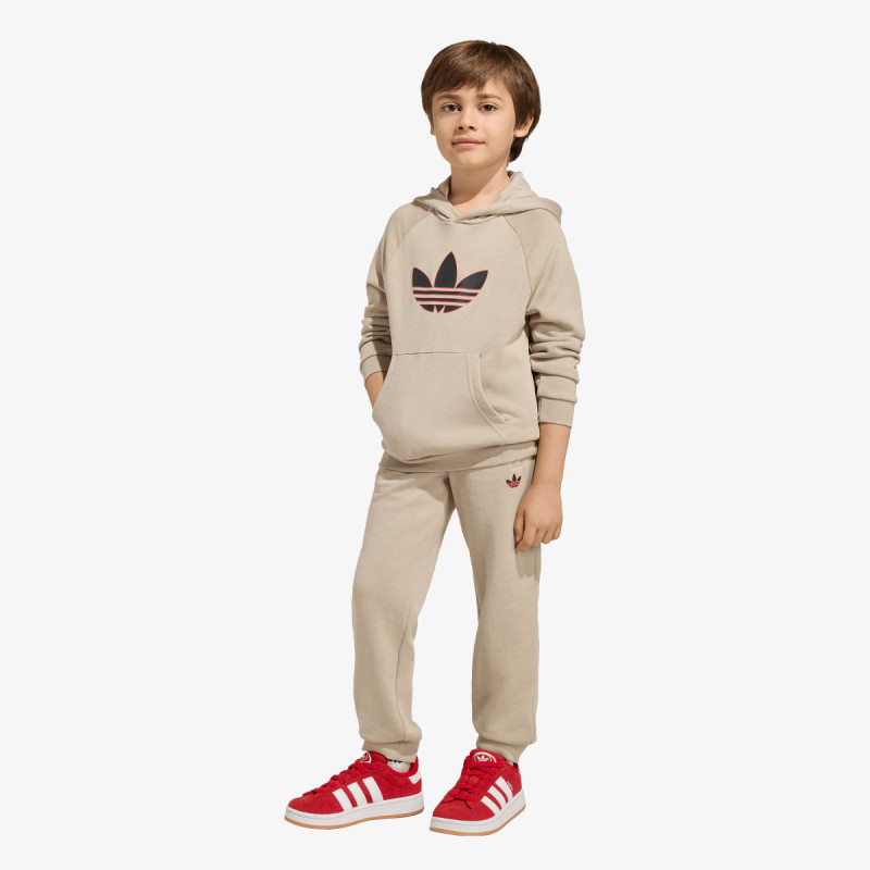 adidas Trefoil 