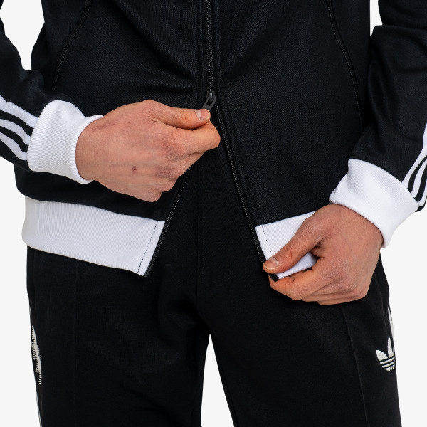 adidas Classic 