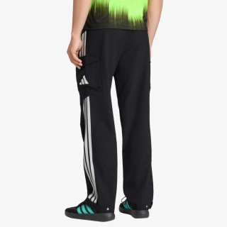 adidas Mercedes-AMG Petronas Formula 1 Team Mechanics 