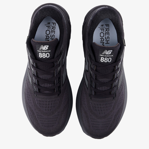 New Balance M 880