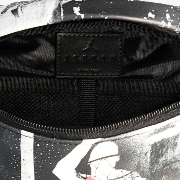 Jordan JAM BOROUGH GFX CROSSBODY BAG 