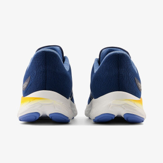 New Balance EVOZ V2 