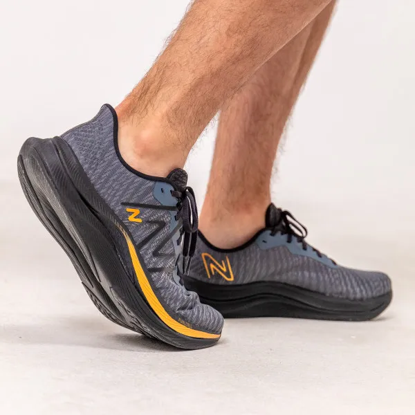 New Balance - FUEL CELL PROPEL 
