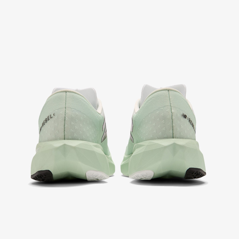New Balance M FC REBEL 