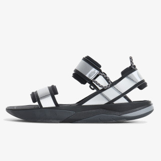 The North Face Women’s Skeena Sport Sandal 