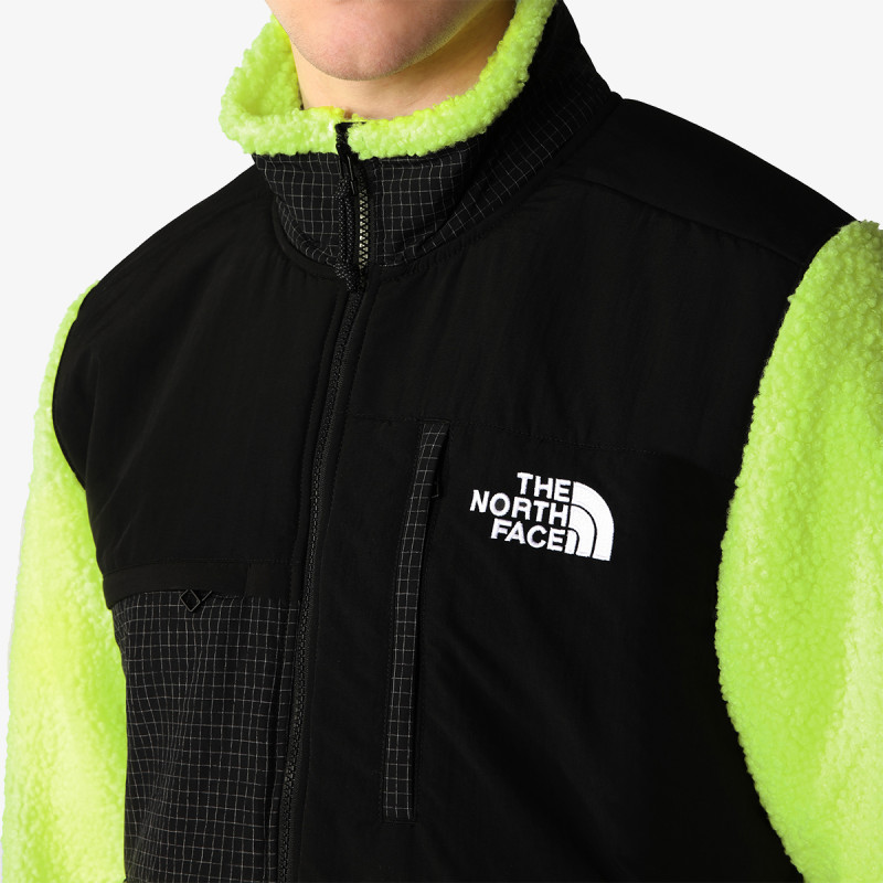 The North Face Men’s Seasonal Denali Jacket 