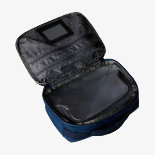 The North Face Base Camp Voyager Toiletry Kit 