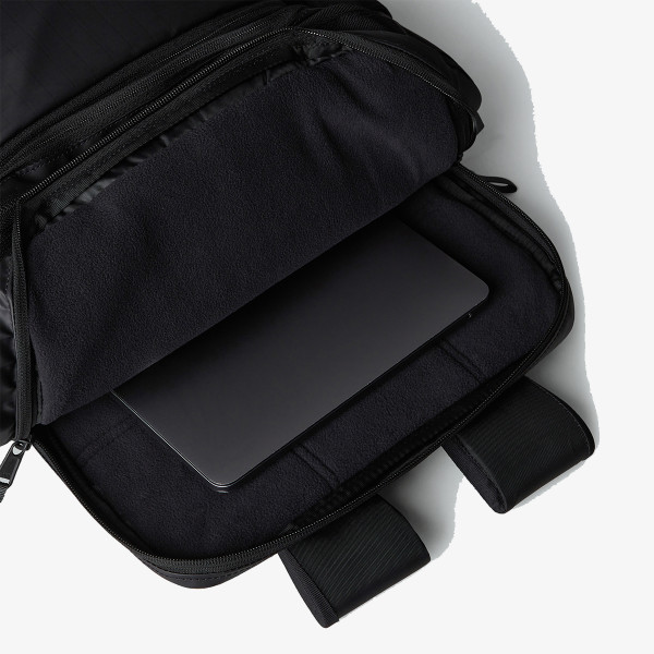 The North Face BASE CAMP VOYAGER TRAVEL PACK