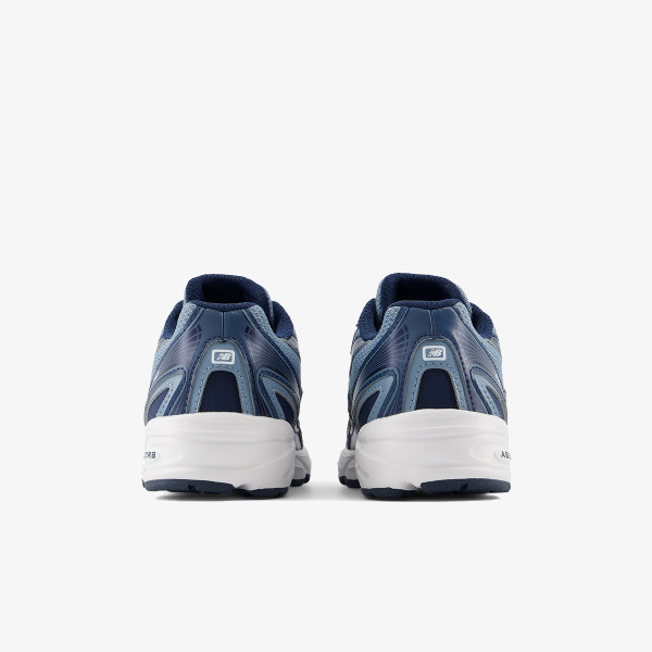 New Balance K 740 