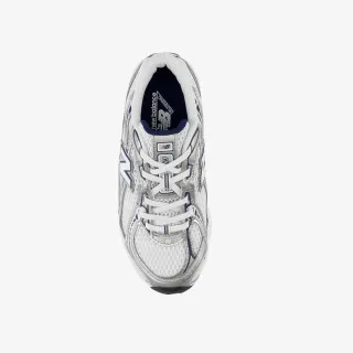 New Balance K 740 
