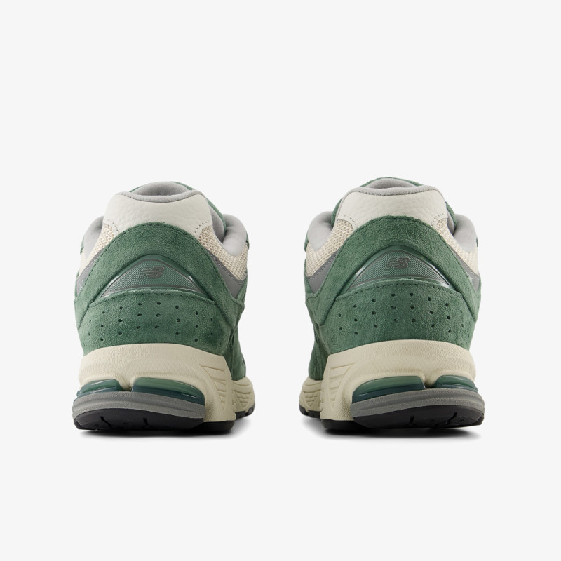 New Balance 2002R 