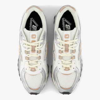 New Balance 204L 