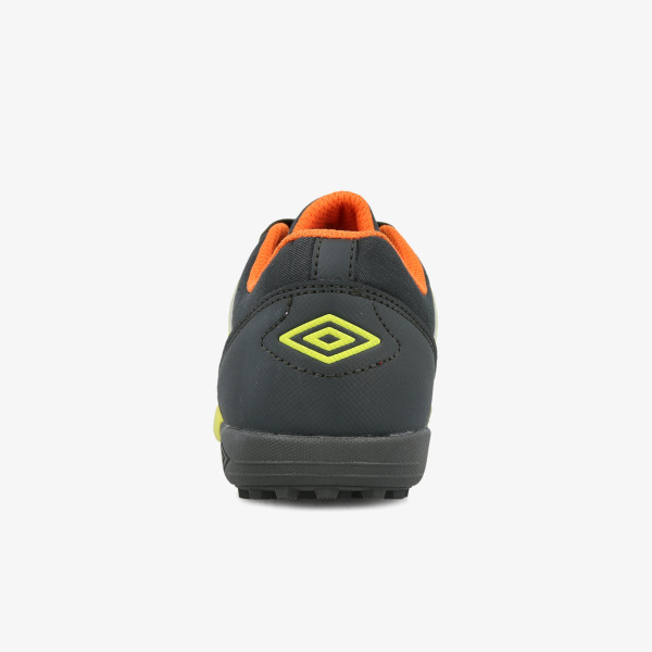 Umbro Advantage 