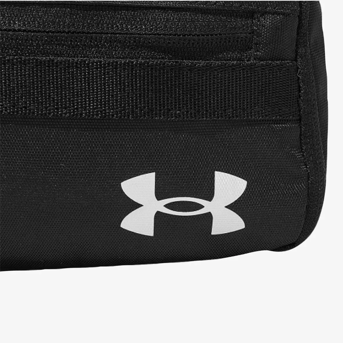 Under Armour Contain Travel Kit 