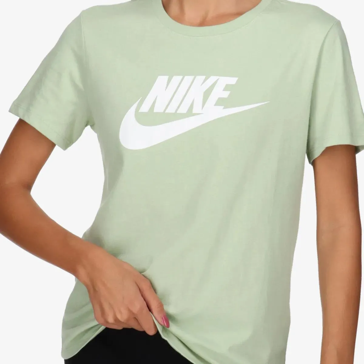 Nike Sportswear Club Essentials 
