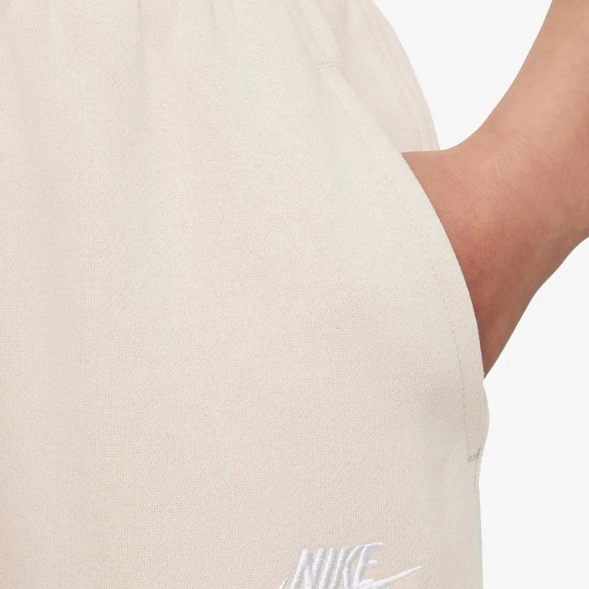 Nike Club Fleece 